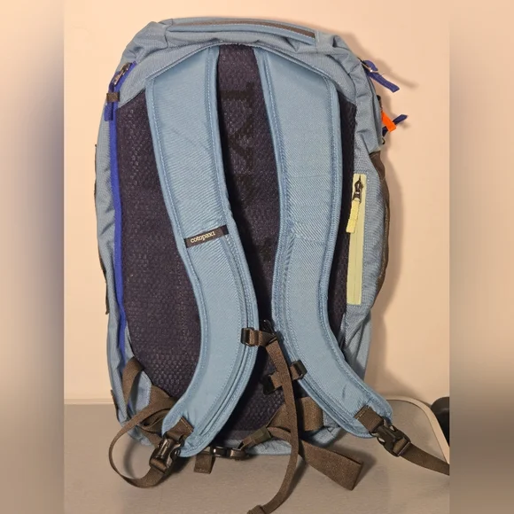 Cotopaxi 28L Blue Backpack - Picture 2 of 4